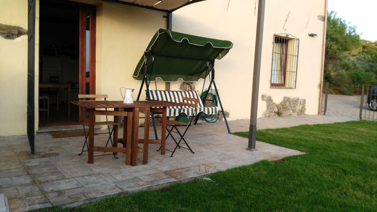 Seùlo La Peonia Casa Vacanze In Montagna Prato Verde Panorama Stupendo Sardegna מראה חיצוני תמונה